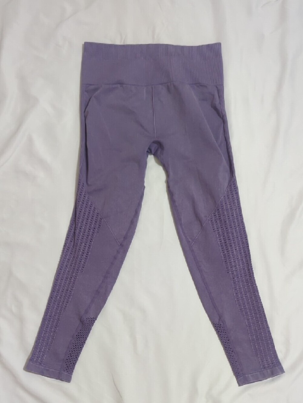 Fabletics Sync Seamless High-Waisted 7/8 Legging, Color Washed Violetta Size M - Picture 4 of 16